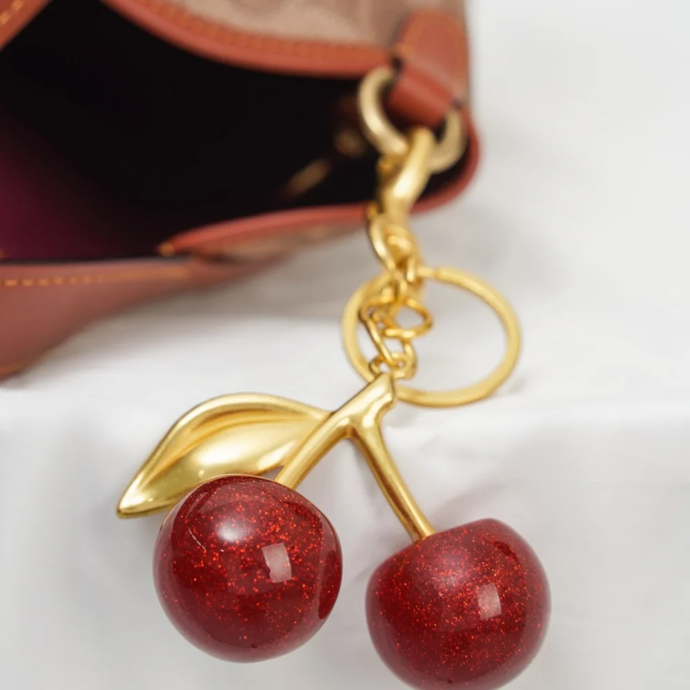 New Red Cherry Keychain Summer Fruit Cherry Pendant Men's and Women's Keychains Car Keychains Backpack Accessories Gifts