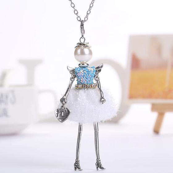 YLWHJJ brand doll cute pendant necklace for wemen long chain hot fashion jewelry rhinestone Exaggerated feather dress necklace 3