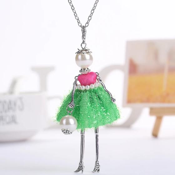 YLWHJJ brand doll cute pendant necklace for wemen long chain hot fashion jewelry rhinestone Exaggerated feather dress necklace 4